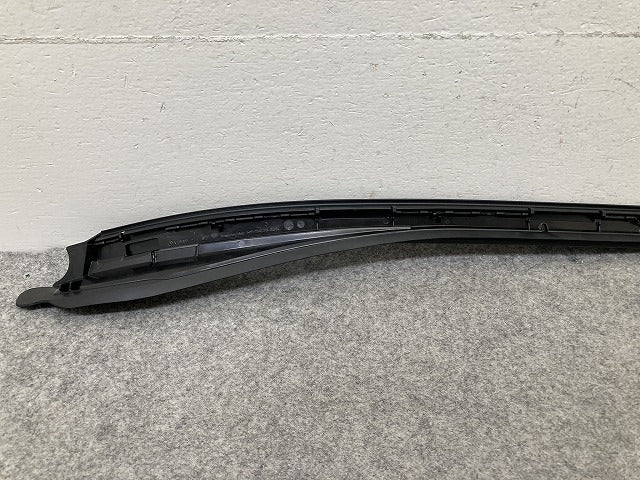 新品!GLAクラス X156 純正 左 Aピラー モール A 156 690 17 00 ブラック ソリッド メルセデスベンツ(150428)