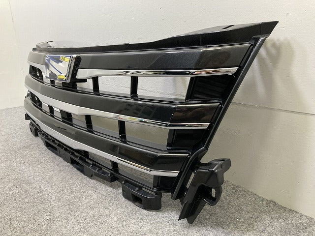 ノア NOAH 80系/ZRR80G/ZRR85G/ZRR80W/ZRR85W/ZWR80W/ZWR80G 純正 前期 フロント グリル/ラジエーターグリル 53101-28390/28570(150443)