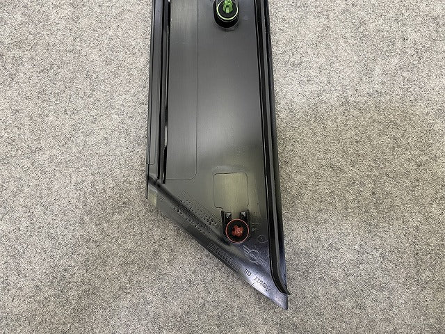 新品!ミニ 3ドア(R56) 純正 サイド Aピラーパネル/Aピラーカバー 141.421-10 51137272583 ブラック ソリッド MINI(150446)