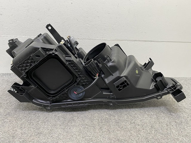 セレナ C27/GFC27/GFNC27/GC27/GNC27 純正 前期 左 ヘッドライト/ランプ LED AFS無 レベライザー 刻印Z LH KOITO 100-23721 日産(150448)
