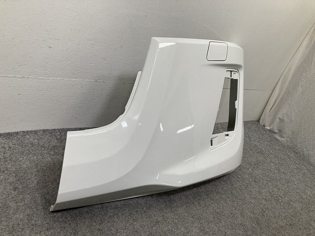 新車取り外し!フォワード FRR90S4 純正 フロント バンパー 4/5X CRG/4X CRG/4/5X CRG 1-86722177-0 ホワイト ソリッド いすゞ(150450)