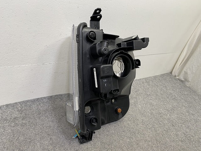 エブリィバン DA17V 純正 左 ヘッドライト/ランプ ハロゲン AFS無 LH AL Automotive Lighting LE1406327 スズキ(150451)