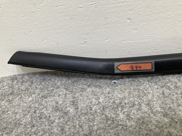 新品!X1 F48 純正 左 フロント ドア ベルトモール アウター LH 51337349641 BMW(150460)