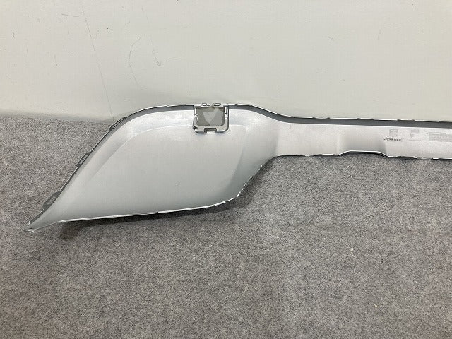 新品!GLAクラス X156 純正 リア バンパーアンダーカバー/ディフューザー A 156 885 24 00 ポーラーシルバー 761 メルセデスベンツ(150465)