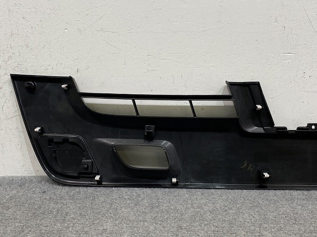 新車取り外し!ギガ 大型 2代目 2015- 純正 フロント バンパー グリル 1-86712290-1 素地 いすゞ(150470)