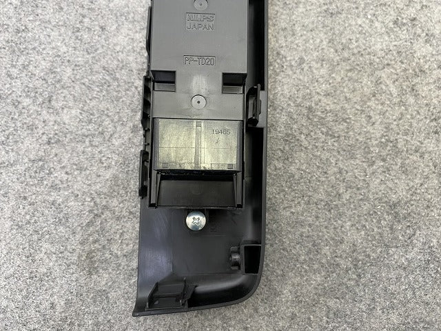 スペーシア MK53S 純正 右 パワーウインドウスイッチ 運転席側 RH 37990-79R01 素地 スズキ(150483)