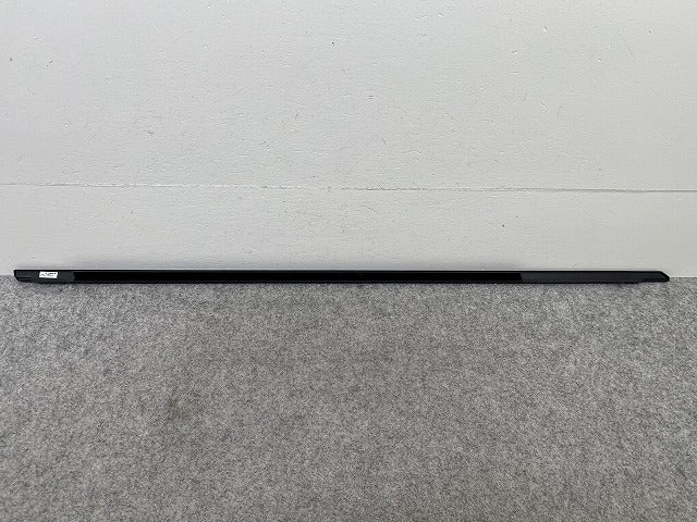 新品!3シリーズ F30/F31 純正 左 フロント アウターベルトモール LH 7260539-09 51357260539 ブラック ソリッド BMW(150492)