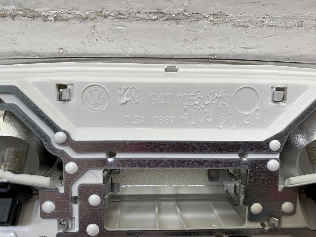 新品!ゴルフ5/GOLFⅤ 1K系 純正 フロント ルームランプ 1K0.947.105.R.WRC 1K0947105RWRC 素地 フォルクスワーゲン(150498)