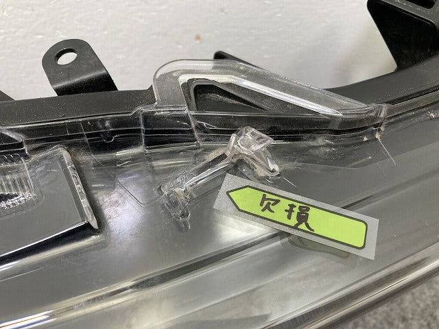 カローラ ツーリング 210系/NRE210W/ZRE212W MZEA17W/12W ZWE211W/219W/215W 純正 右 ヘッドライト/ランプ LED 刻印U KOITO 12-633(150512)