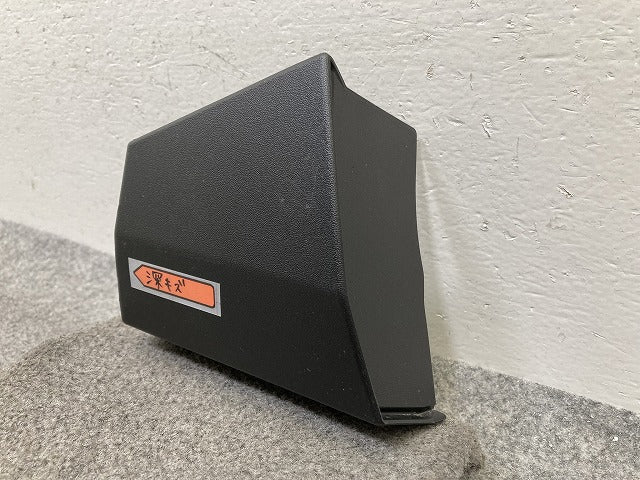 新車取り外し!RAV4 ラブ4 60系/AXAN64 純正 左 サイドパネル プロテクター/マッドガード 76902-42080 MSD44-42007-A1 素地 トヨタ(150514)