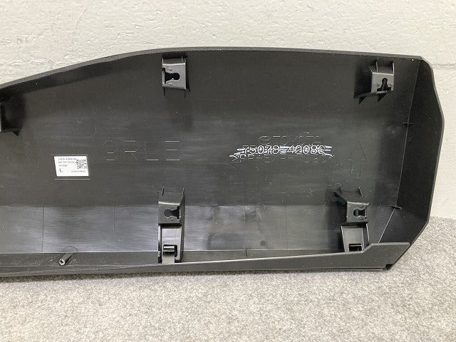 新車取り外し!RAV4 ラブ4 60系/AXAN64 純正 左 リア ドア サイドステップ/サイドスカート 75078-42080 MSD44-42007-A1 素地 トヨタ(150517)