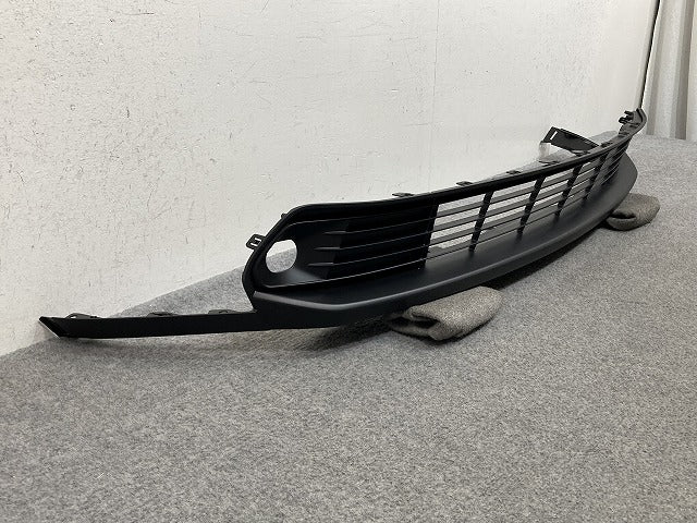 新車取り外し!ヤリスクロス MXPB10/MXPB15/MXPJ10/MXPJ15 純正 ロア フロント スポイラー 52129-52240 52129-52240 素地 トヨタ(150521)