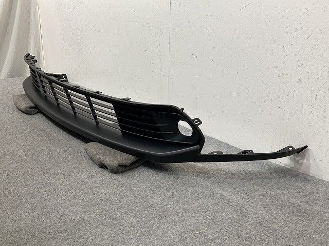 新車取り外し!ヤリスクロス MXPB10/MXPB15/MXPJ10/MXPJ15 純正 ロア フロント スポイラー 52129-52240 52129-52240 素地 トヨタ(150521)