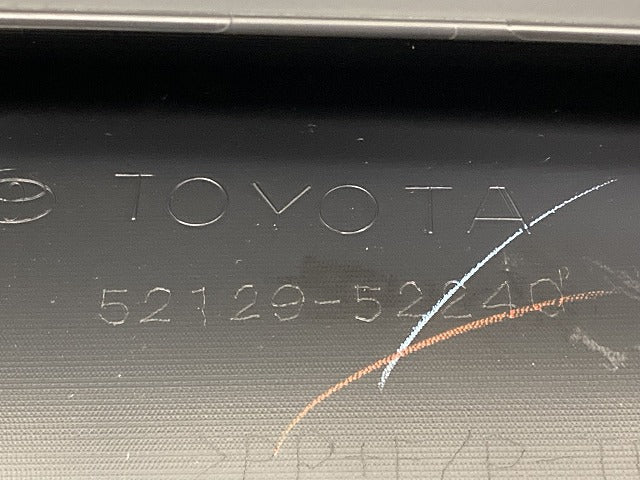 新車取り外し!ヤリスクロス MXPB10/MXPB15/MXPJ10/MXPJ15 純正 ロア フロント スポイラー 52129-52240 52129-52240 素地 トヨタ(150521)
