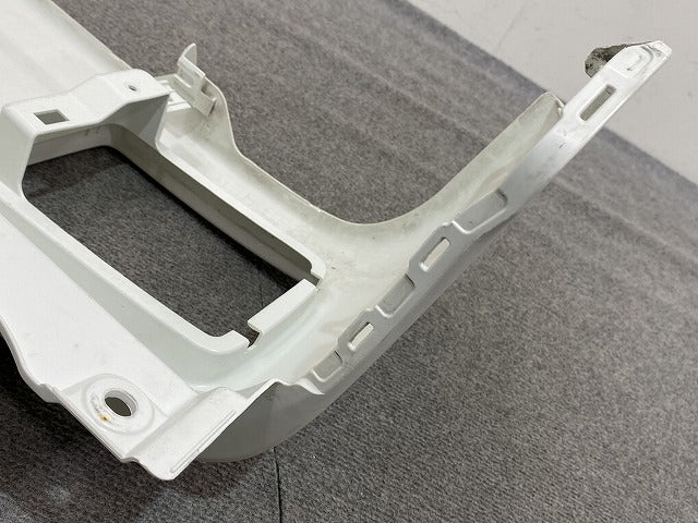 エブリィバン DA17V 純正 リア バンパー Rバンパー 71811-50T0 85050-4A01A 白素地 スズキ(150537)