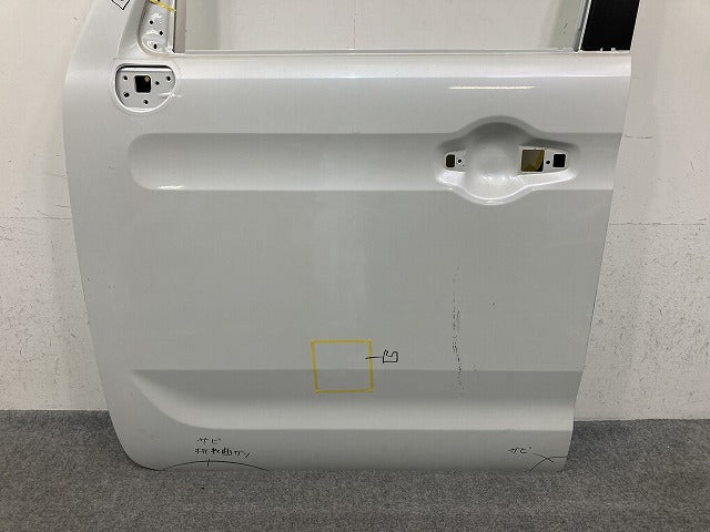 スペーシア MK94S/MK54S 純正 左 フロント ドア LH ピュアホワイトパール ZVR スズキ(150542)