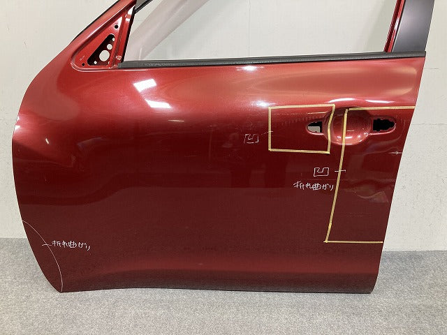 ジューク/JUKE F15/NF15/YF15 純正 左 フロント ドア バイザー付 LH ラディアントレッドパールメタリック NAH 日産(150547)