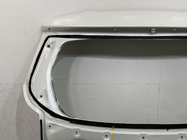 ヤリス KSP210/MXPA10/MXPA15/MXPH10/MXPH15 MXPH14/MXPH17 純正 リアゲート/バックドア/リアハッチ ホワイトパール 089 トヨタ(150553)