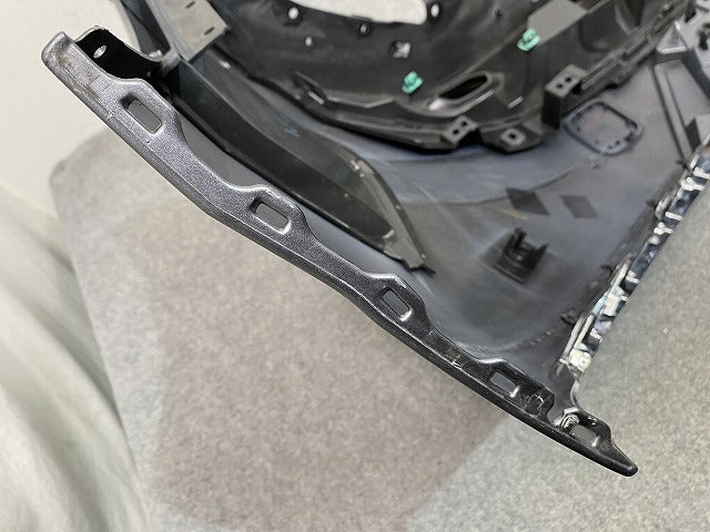 ノート/NOTE E13/SNE13 純正 前期 フロント バンパー スポイラーグリル付 Fバンパー 62022 6XJ0H ダークメタルグレー KAD 日産(150571)