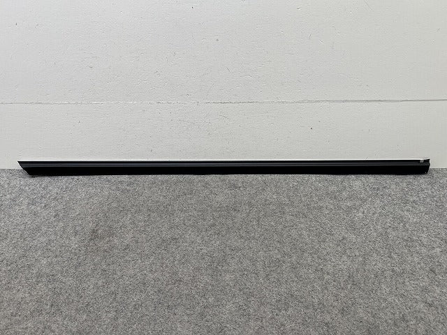 新品!Eクラス クーペ/C207 純正 左 フロント ドア アウターベルトモール LH A207720030064 メッキ メルセデスベンツ(150575)