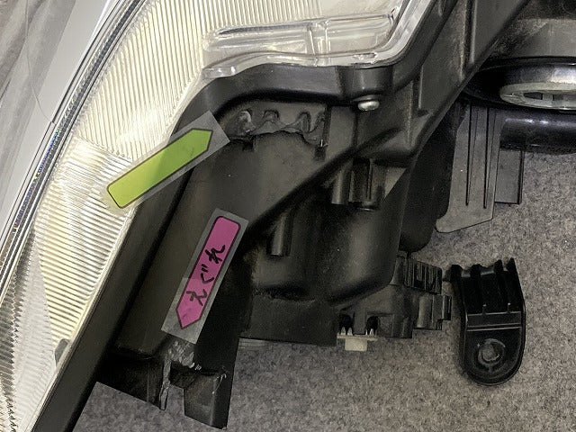カローラ フィールダー 16系/NZE161G/NZE164G/NKE165G/ZRE162G 純正 後期 左 ヘッドライト/ランプ ハロゲン 刻印K15 KOITO 12-595(150577)