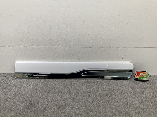 ムーヴ キャンバス/キャンパス LA850S/LA860S 純正 左 リア スライドドア ガーニッシュ モール 75076-B2050/70 ホワイトパール W25(150588)
