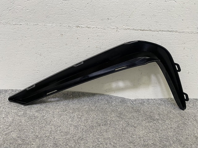 新品!5シリーズ Mスポーツ G30/G31 純正 右 フロント バンパー ロアグリル フィニッシャー 5111 8064980 51118064980 ブラック BMW(150590)