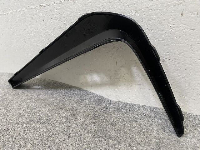 新品!5シリーズ Mスポーツ G30/G31 純正 右 フロント バンパー ロアグリル フィニッシャー 5111 8064980 51118064980 ブラック BMW(150590)