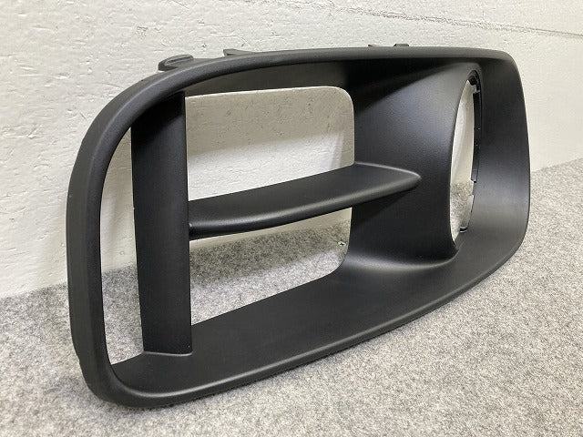 新品!ミニ クロスオーバー(F60) 2017-2022 純正 左 フロント バンパーグリル フォグカバー 5111 7390529 51117390533 素地 MINI(150593)