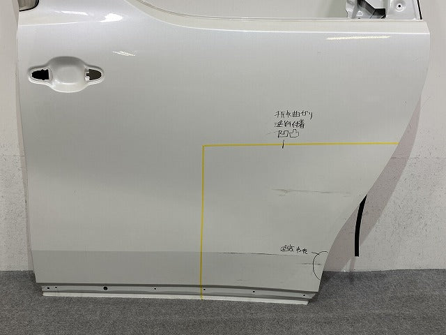 アルファード/ヴェルファイア 30系/AGH30W/AGH35W/GGH30W/GGH35W 純正 左 スライドドア ホワイト トヨタ(150595)