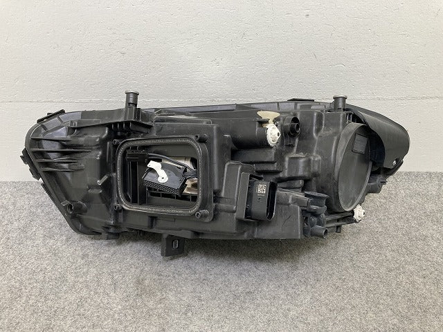 Aクラス W177 純正 右 ヘッドライト/ランプ LED RH HELLA A 177 906 56 03 メルセデスベンツ(150635)