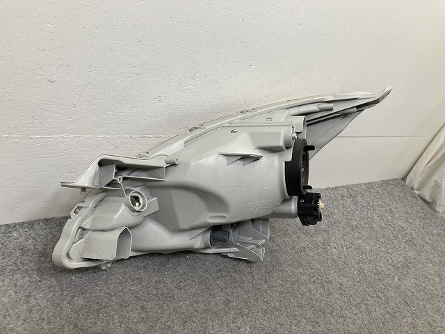 ムーヴ LA100S/LA110S 純正 前期 右 ヘッドライト/ランプ ハロゲン レベライザー 刻印ラ RH STANLEY P9501 ダイハツ(150639)