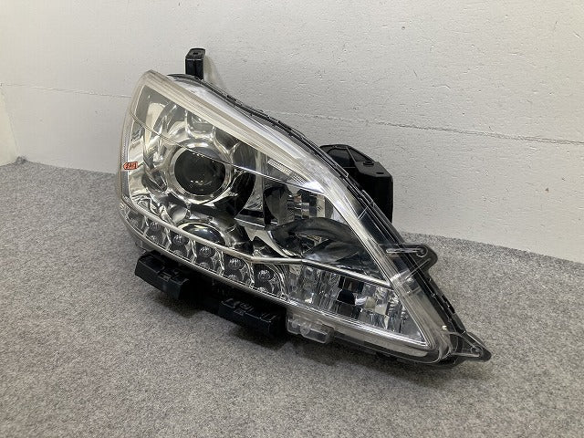 シルフィ/SYLPHY TB17/B17 純正 右 ヘッドライト/ランプ レベライザーキセノン HID AFS無 刻印D2 RH STANLEY W0613R 日産(150640)