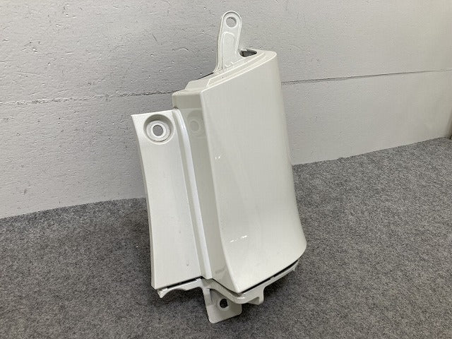 セレナ ハイウェイスター/C27/GFC27/GC27/GNC27 純正 後期 右 リア コーナーパネル/コーナーカバー 85230 5TT1H ホワイト QAB(150645)