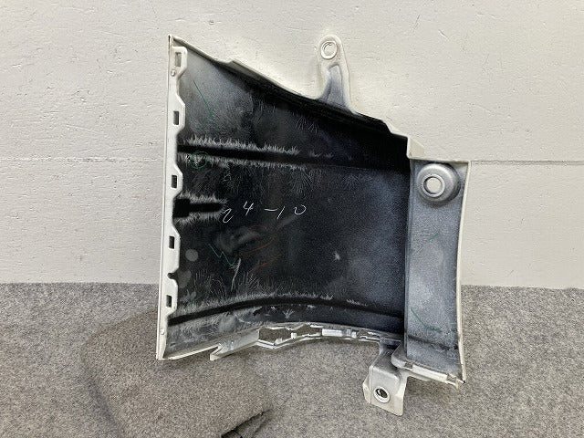 セレナ ハイウェイスター/C27/GFC27/GC27/GNC27 純正 後期 右 リア コーナーパネル/コーナーカバー 85230 5TT1H ホワイト QAB(150645)