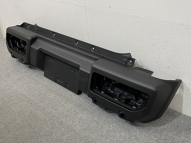 新車取り外し!ジムニー JB64W 純正 リア バンパー Rバンパー 71811-77R 素地 スズキ(150658)