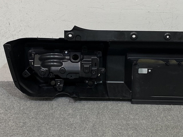 新車取り外し!ジムニー JB64W 純正 リア バンパー Rバンパー 71811-77R 素地 スズキ(150658)