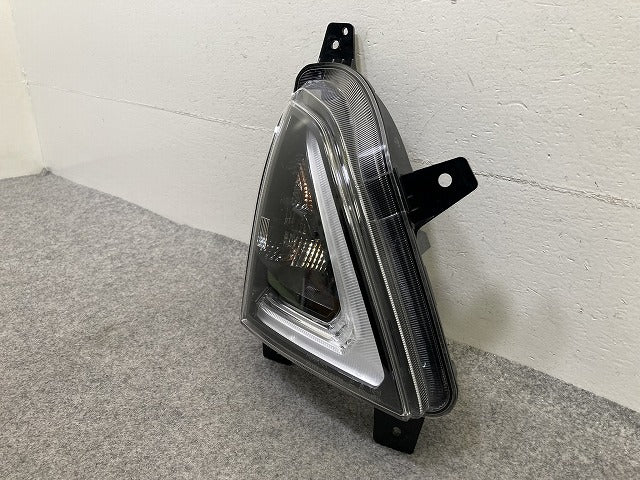 デイズ ハイウェイスター B44W/B45W/B47W/B48W 純正 右 ウィンカー LED コンビネーションランプ RH KOITO 212-23776 日産(150660)