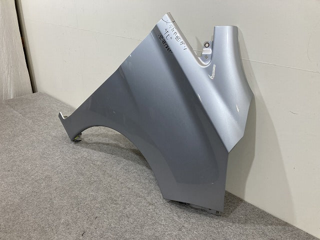 デイズ B21W 純正 右 フロント フェンダー クールシルバーメタリック CLN 日産(150693)