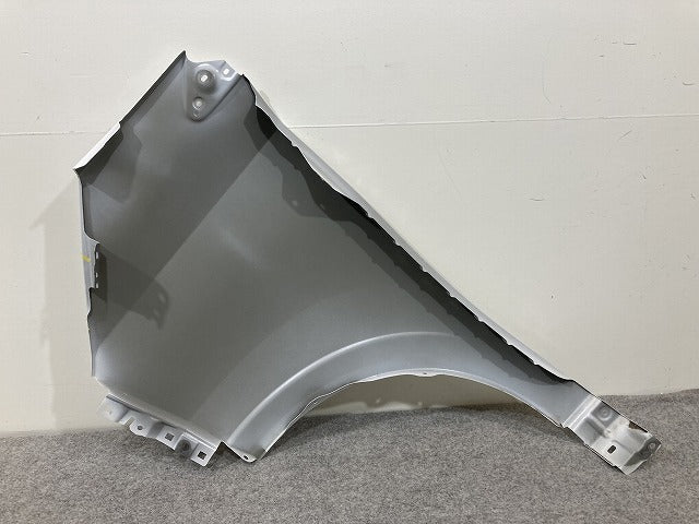 サクラ/SAKURA B6AW 純正 右 フロント フェンダー RH ホワイトパール QBB 日産(150696)