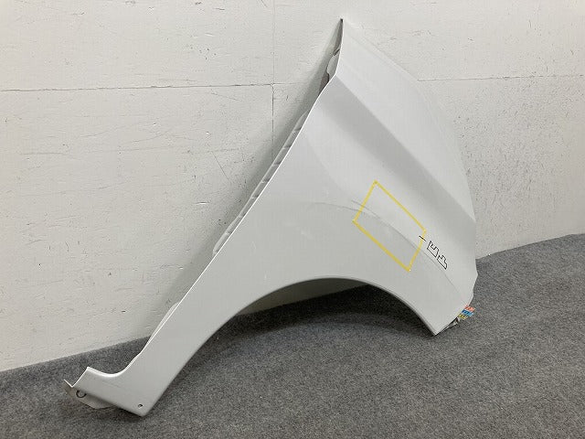 デイズ ルークス B21A 純正 右 フロント フェンダー RH ホワイトパール(3コートパール) SLN 日産(150698)