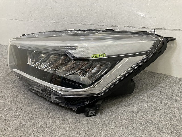 ライズ/ロッキー A200S/A210S/A200A/A210A/A202A 純正 左 ヘッドライト/ランプ レベライザーLED LH ICHIKOH 1991 トヨタ(150700)