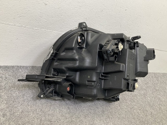 タント LA650S/LA660S 純正 前期 右 ヘッドライト/ランプ LED レベライザー 刻印01 RH KOITO 100-69074 81130-B2700 ダイハツ(150706)