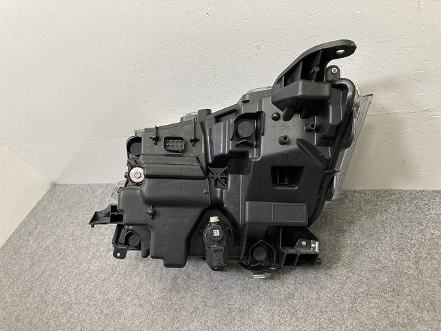 ルーミー/カスタム M900A/M910A 純正 後期 右 ヘッドライト/ランプ LED レベライザー 刻印A5 RH STANLEY W6242 81110-B1650 トヨタ(150708)