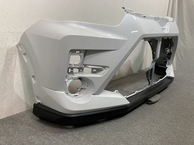ライズ A200A/A210A/A201A/A202A 純正 フロント バンパー スポイラー付 52119-B1410 シャイニングホワイトパール W25 トヨタ(150721)