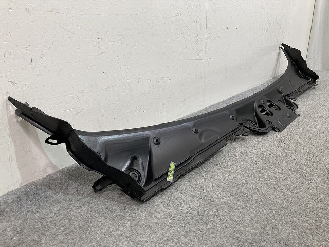 新品!3シリーズ F30 純正 右 フロント カウルカバー/ワイパーベースカバー 5171-7258178 51717258178 素地 BMW(150757)