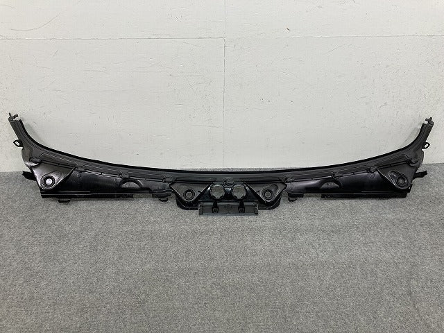 新品!3シリーズ F30 純正 右 フロント カウルカバー/ワイパーベースカバー 5171-7258178 51717258178 素地 BMW(150757)