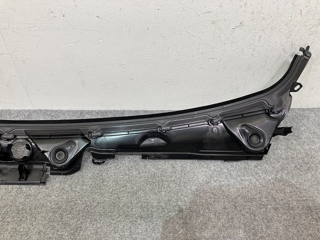 新品!3シリーズ F30 純正 右 フロント カウルカバー/ワイパーベースカバー 5171-7258178 51717258178 素地 BMW(150757)