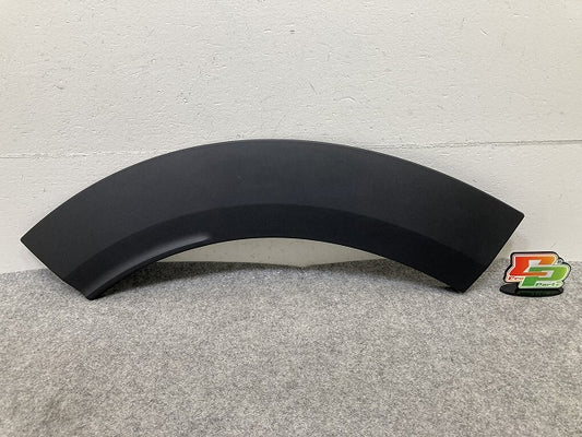 新品!ミニ クロスオーバー(F60) 純正 右 リア フェンダーアーチモール/オーバーフェンダー 5177 7 389 364 51777389364 MINI(150758)