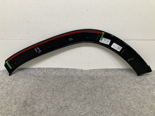 新品!GLB X247 純正 右 リア フェンダーアーチモール/オーバーフェンダー A 247 885 03 22 A2478850322 素地 メルセデスベンツ(150762)